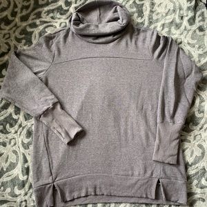 Gray Pullover Sweat Shirt